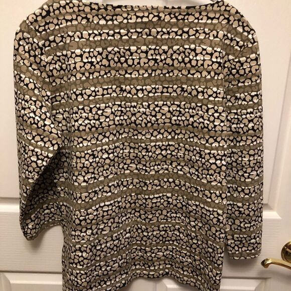 Ruby Road top  - Picture 2 of 3